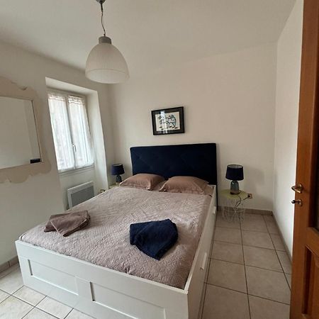 Joli Appart 29M2 En Vieille Ville Menton 2 Mins De La Mer Eksteriør bilde